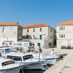 Mileta Apartment Sali
